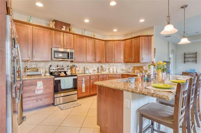 11008 SW Winding Lakes Circle, Port St. Lucie, FL 34987