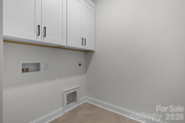 3821 54th Avenue NE, Hickory, NC 28601