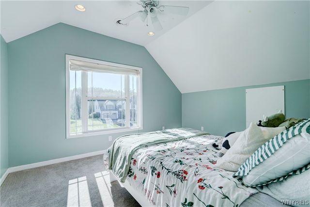 1028 Wickerton Lane, Webster, NY 14580