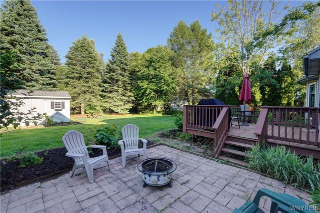 1028 Wickerton Lane, Webster, NY 14580