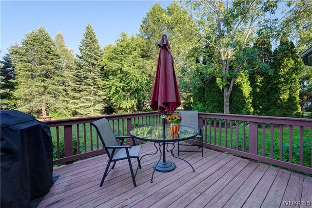 1028 Wickerton Lane, Webster, NY 14580