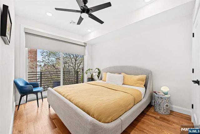 865 Summit Avenue 2, Jersey City, NJ 07307