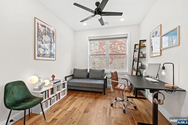 865 Summit Avenue 2, Jersey City, NJ 07307