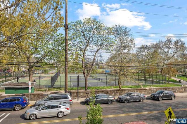 865 Summit Avenue 2, Jersey City, NJ 07307