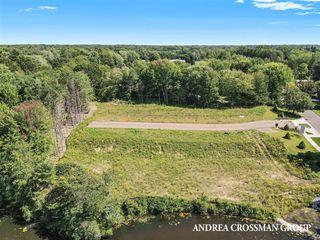 18137 Newgate Lane, Spring Lake, MI 49456