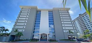 9273 Collins Avenue 811, Surfside, FL 33154