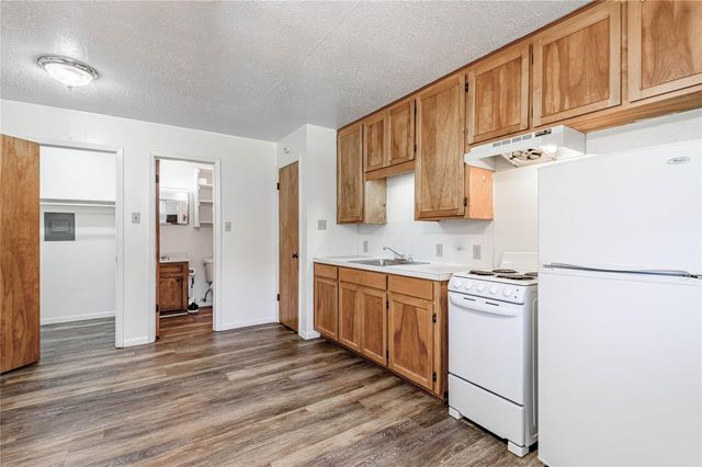 112, 116, 120 Mcadams Lane, Huntsville, TX 77340