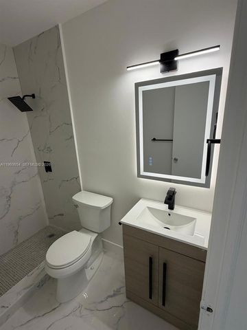 725 SW 11th Ave 17F, Hallandale Beach, FL 33009