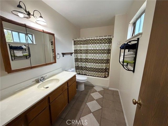 10687 Maple, Hesperia, CA 92345