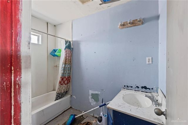 18301 Primera Road, Harlingen, TX 78552