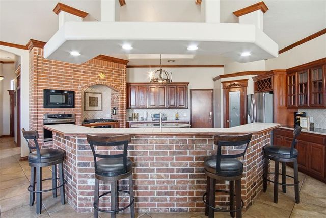 9209 SW 28th Street, Oklahoma City, OK 73128