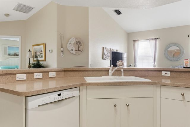 7201 L PAVIA BOULEVARD 7201, Venice, FL 34292