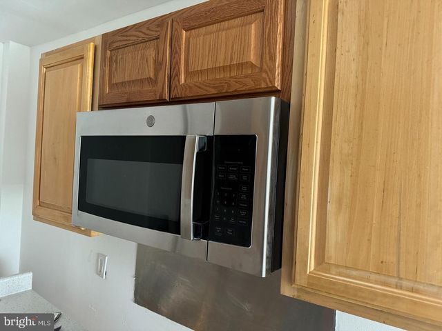 6024-28 LARCHWOOD AVE, Philadelphia, PA 19143