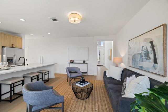 819 Fassler Avenue, Pacifica, CA 94044