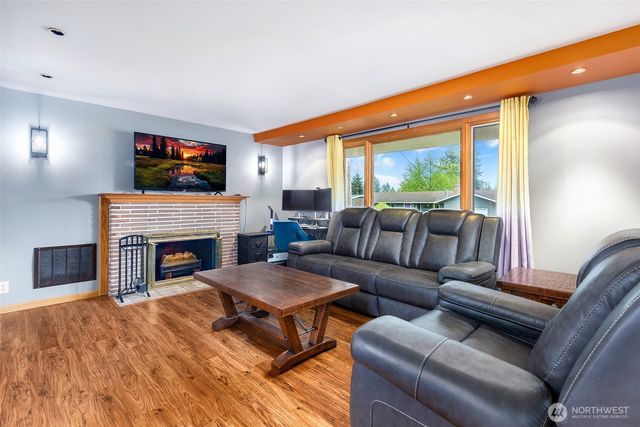 4919 Dogwood Drive, Everett, WA 98203