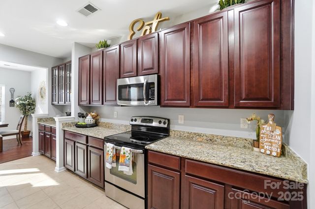 16635 Crimson Sargent Drive, Charlotte, NC 28213