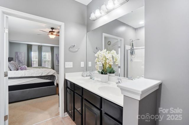 16635 Crimson Sargent Drive, Charlotte, NC 28213