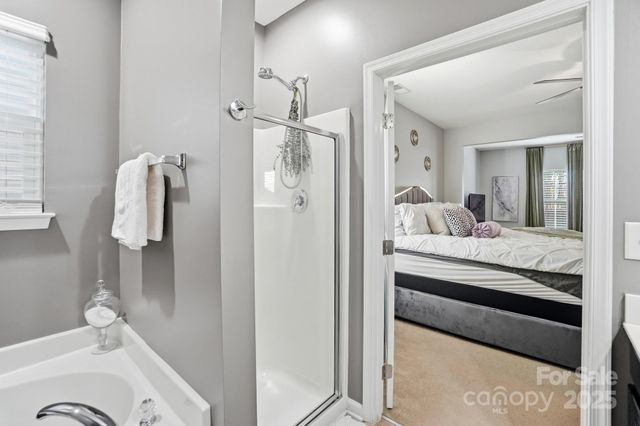 16635 Crimson Sargent Drive, Charlotte, NC 28213