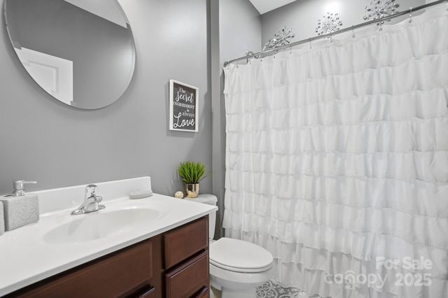 16635 Crimson Sargent Drive, Charlotte, NC 28213