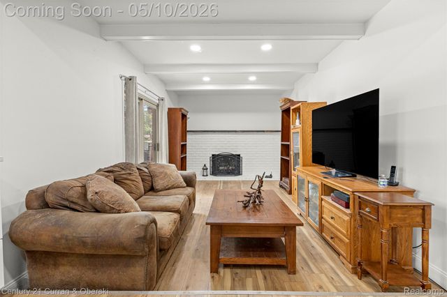 8834 Dublin Way, Sterling Heights, MI 48314