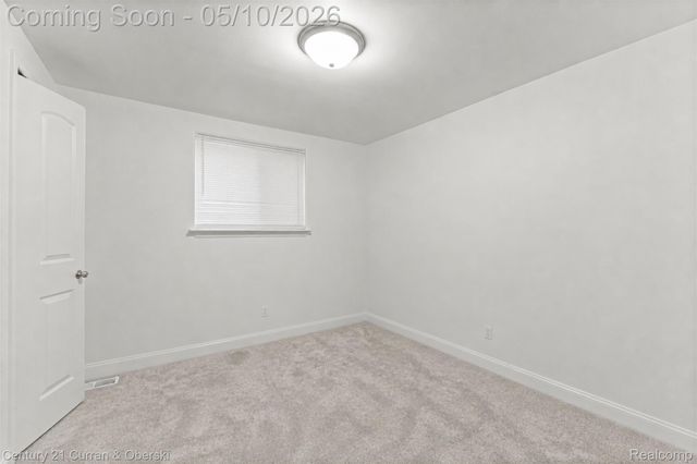 8834 Dublin Way, Sterling Heights, MI 48314
