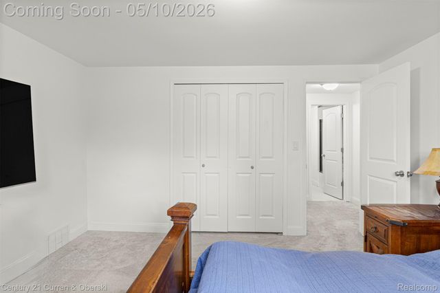8834 Dublin Way, Sterling Heights, MI 48314