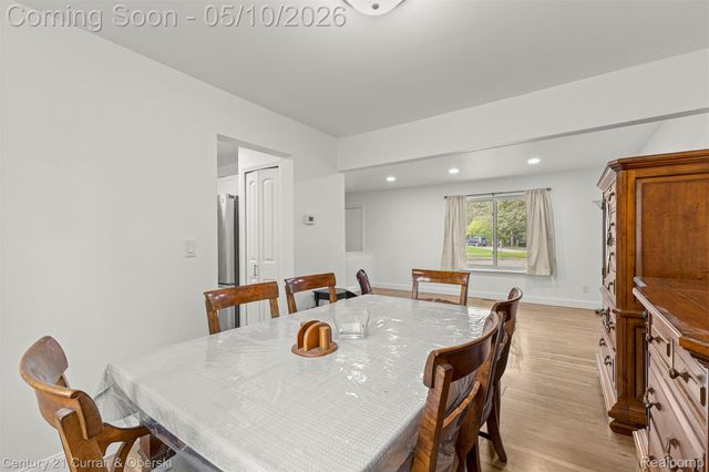 8834 Dublin Way, Sterling Heights, MI 48314