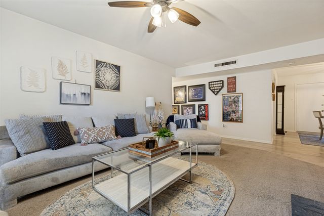 10536 Stone Canyon Road 119, Dallas, TX 75230