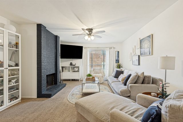 10536 Stone Canyon Road 119, Dallas, TX 75230
