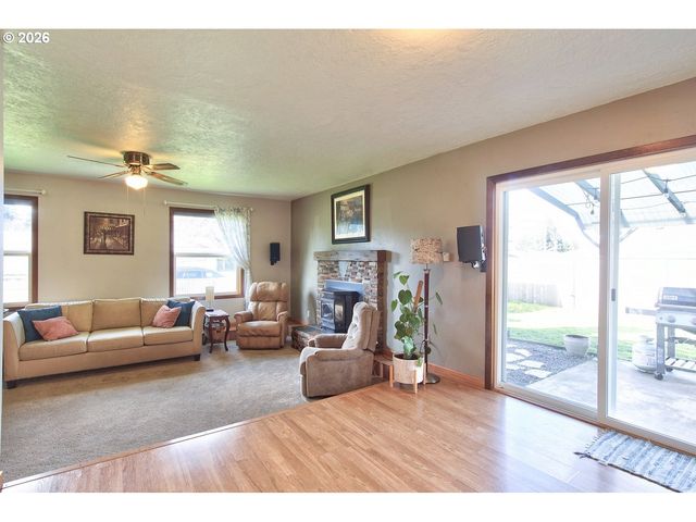 788 Nw 13TH Ave, Canby, OR 97013