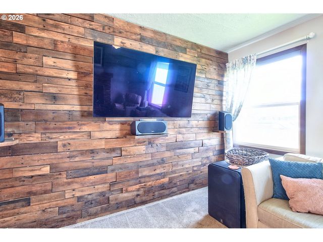 788 Nw 13TH Ave, Canby, OR 97013