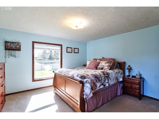 788 Nw 13TH Ave, Canby, OR 97013