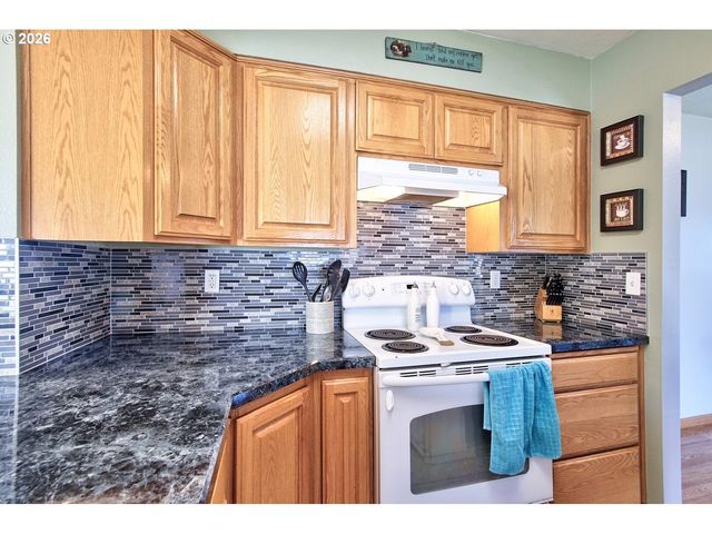 788 Nw 13TH Ave, Canby, OR 97013