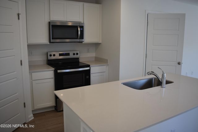 5694 COPPERS EDGE Lane, Jacksonville, FL 32254