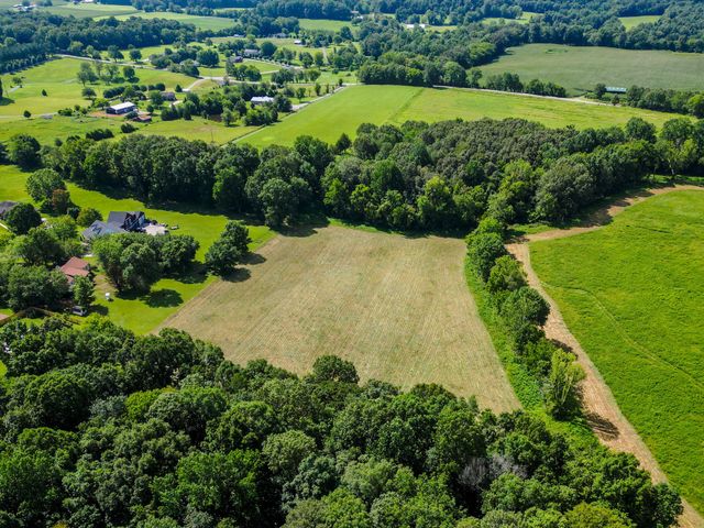 3881 Windland Dr, Springfield, TN 37172