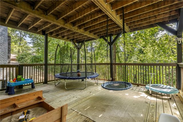 814 Summit Loop, Rogers, AR 72756