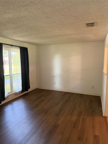 1643 Holiday Boulevard, Bossier City, LA 71112