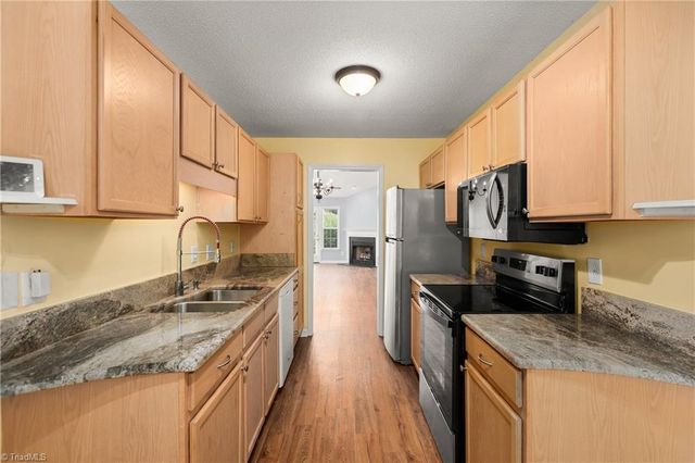 4224 Lake Brandt Road, Greensboro, NC 27455