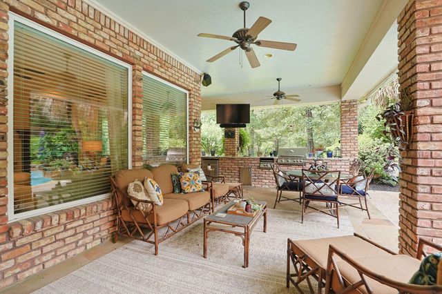 3415 W Benders Landing Boulevard, Spring, TX 77386