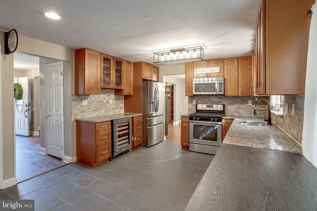 38 YALE RD, Marlton, NJ 08053