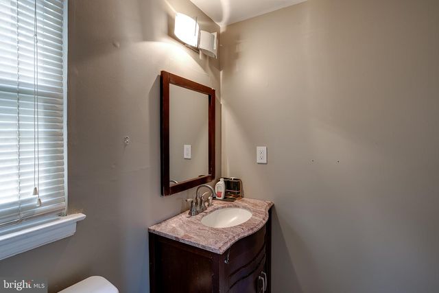 38 YALE RD, Marlton, NJ 08053