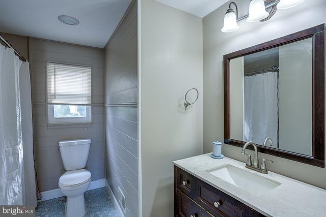 38 YALE RD, Marlton, NJ 08053