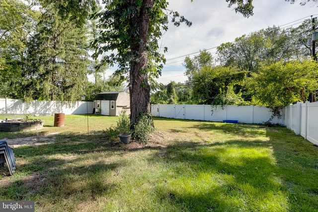 38 YALE RD, Marlton, NJ 08053