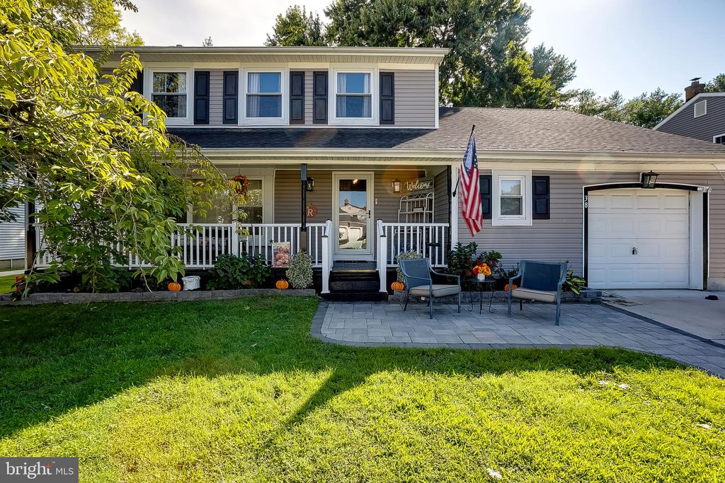 38 YALE RD, Marlton, NJ 08053