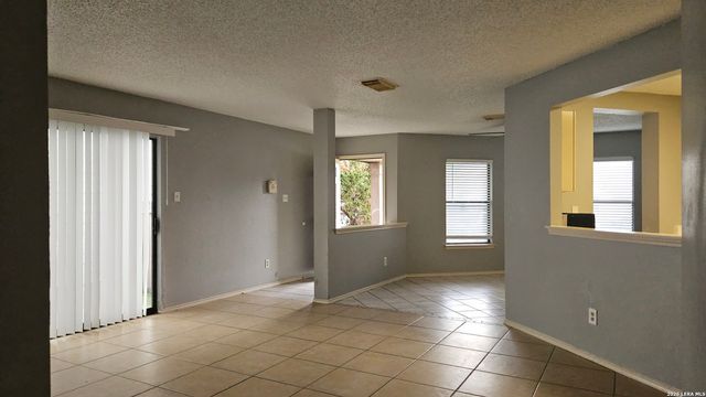 9943 SUNSET PL, San Antonio, TX 78245