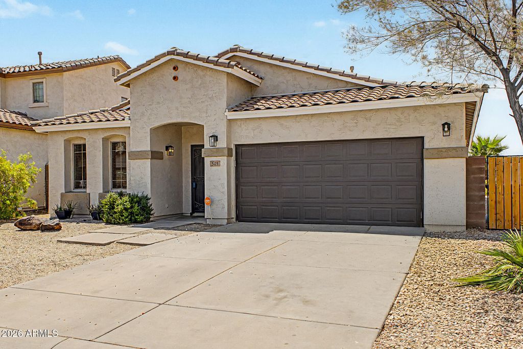 505 E HAROLD Drive, San Tan Valley, AZ 85140 — photo 2