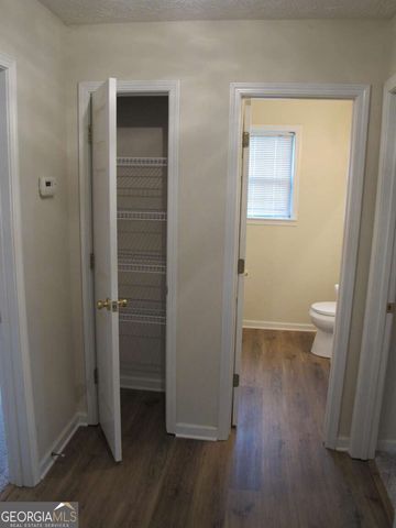 518 Red Tip Court, Loganville, GA 30052