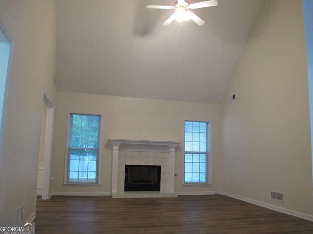 518 Red Tip Court, Loganville, GA 30052