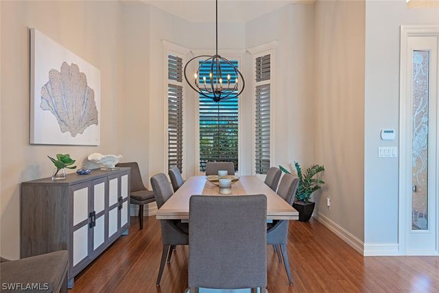 2360 SNOOK DR, Naples, FL 34102