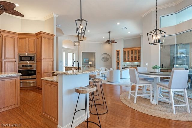 2360 SNOOK DR, Naples, FL 34102